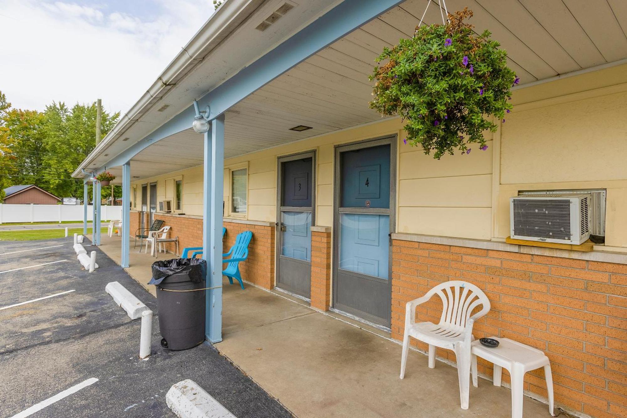 Parkside By Oyo Meadville Conneaut Motel 2*