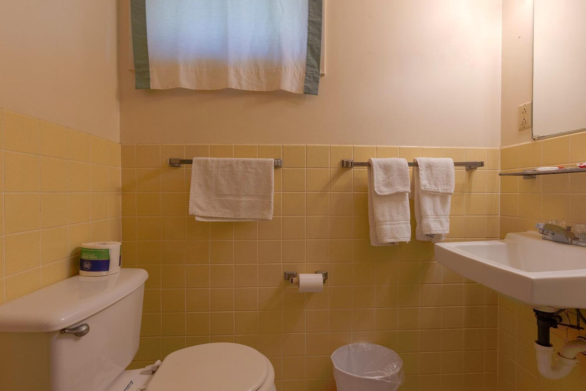 Parkside By Oyo Meadville Conneaut Motel 2*