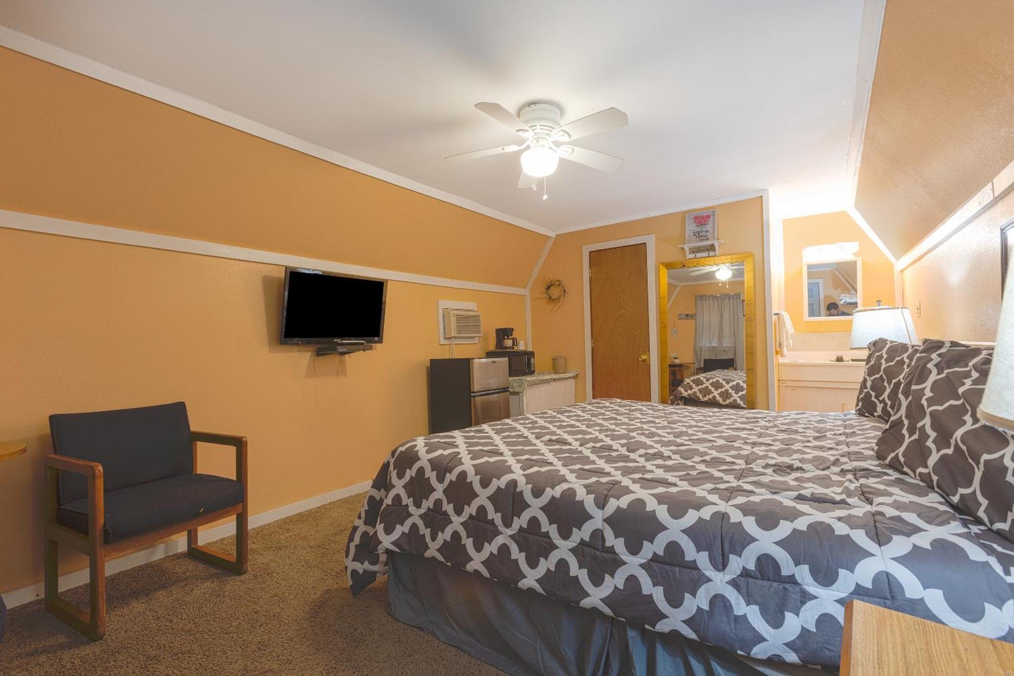 Parkside By Oyo Meadville Conneaut Motel 2*
