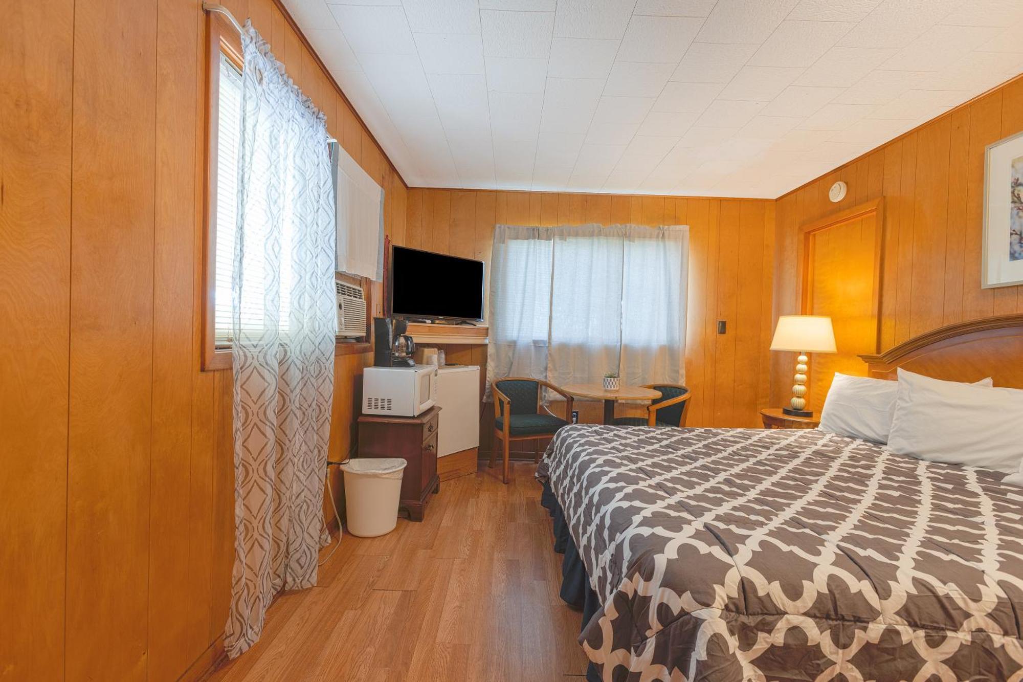 Motel Parkside By Oyo Meadville Conneaut Conneaut Lakeshore